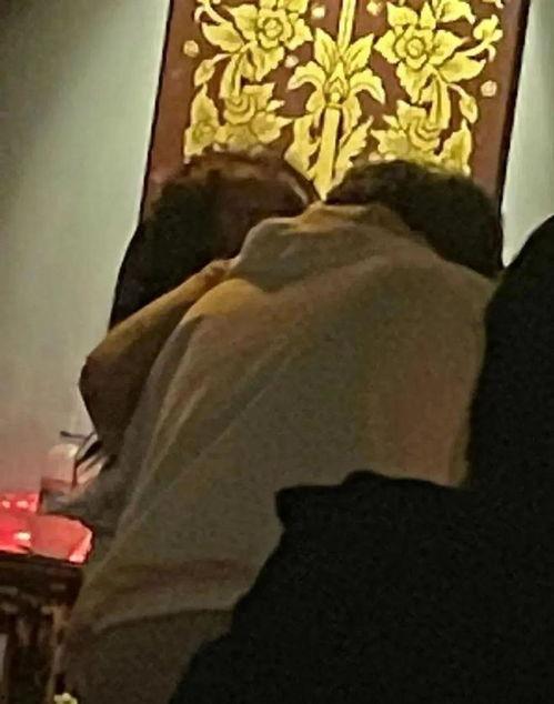 私人酒吧吃瓜事件,揭秘幕后真相与伦理争议