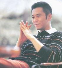 爱国明星温兆伦,爱国情怀照耀演艺生涯