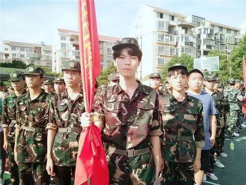 部队娱乐吃瓜小品